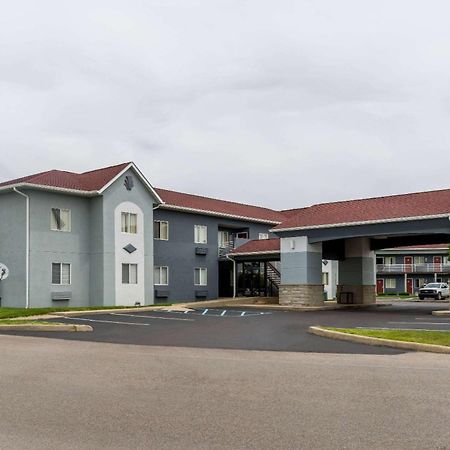 Super 8 By Wyndham Indianapolis/Ne/Castleton Area Hotel Luaran gambar
