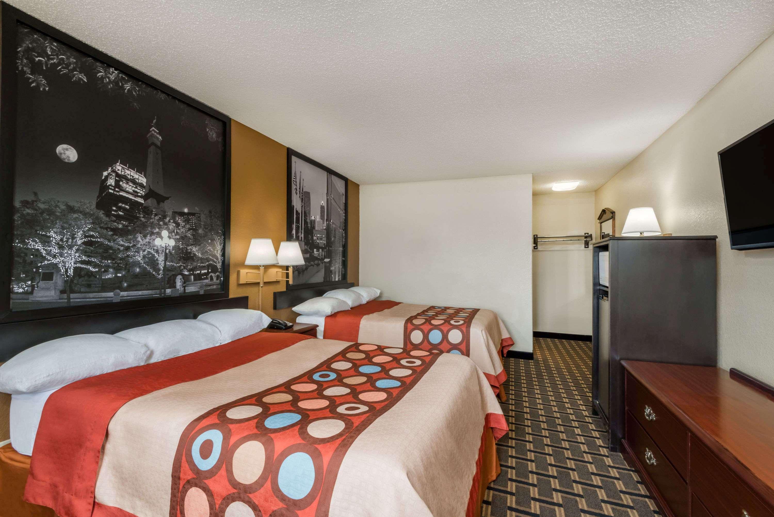 Super 8 By Wyndham Indianapolis/Ne/Castleton Area Hotel Luaran gambar