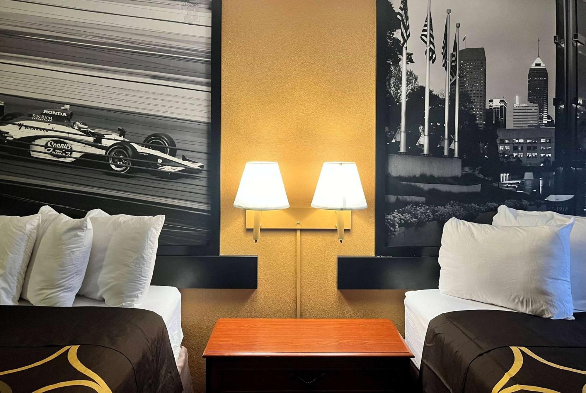 Super 8 By Wyndham Indianapolis/Ne/Castleton Area Hotel Luaran gambar
