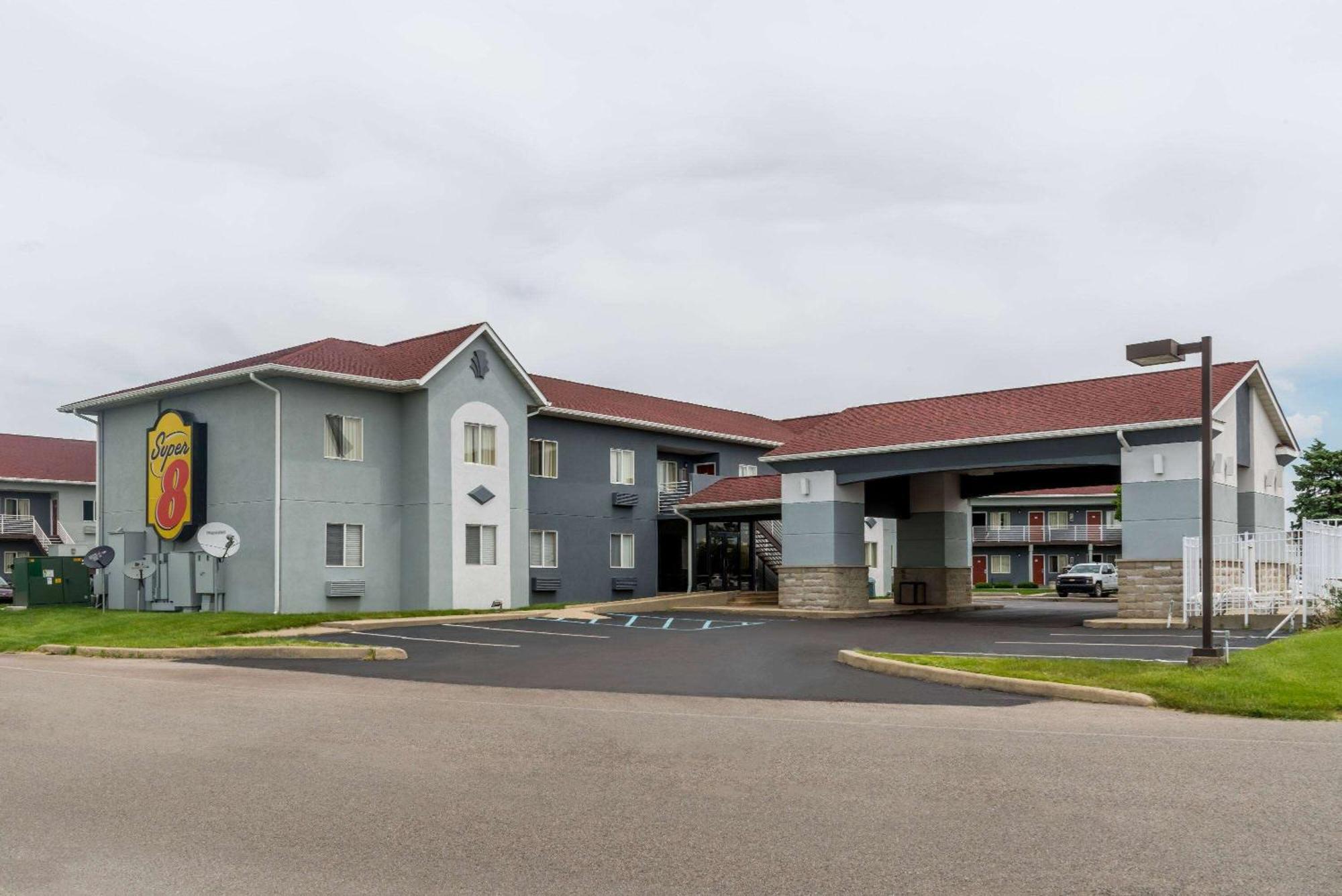 Super 8 By Wyndham Indianapolis/Ne/Castleton Area Hotel Luaran gambar
