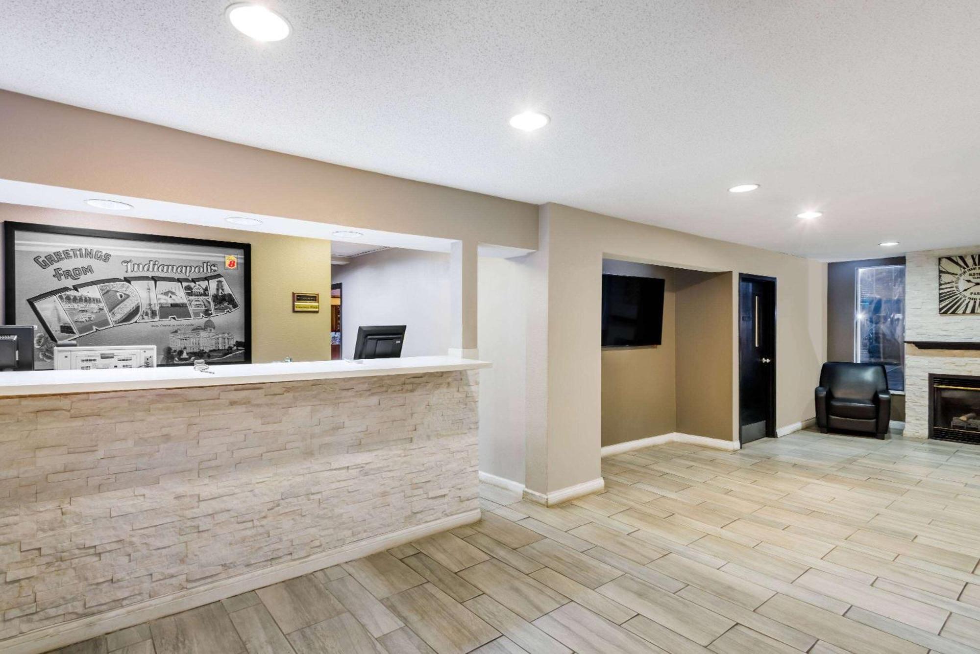 Super 8 By Wyndham Indianapolis/Ne/Castleton Area Hotel Luaran gambar