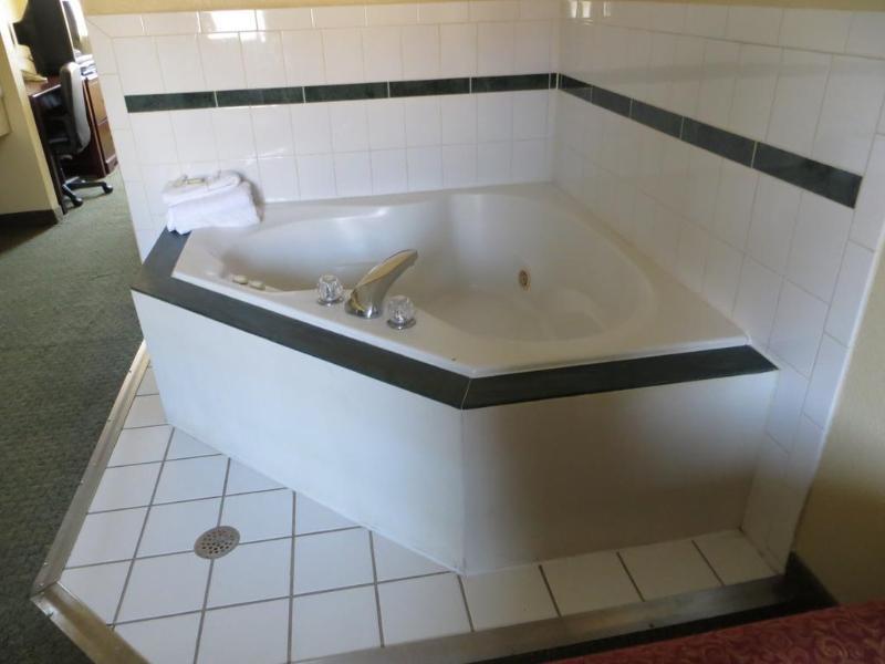 Super 8 By Wyndham Indianapolis/Ne/Castleton Area Hotel Luaran gambar