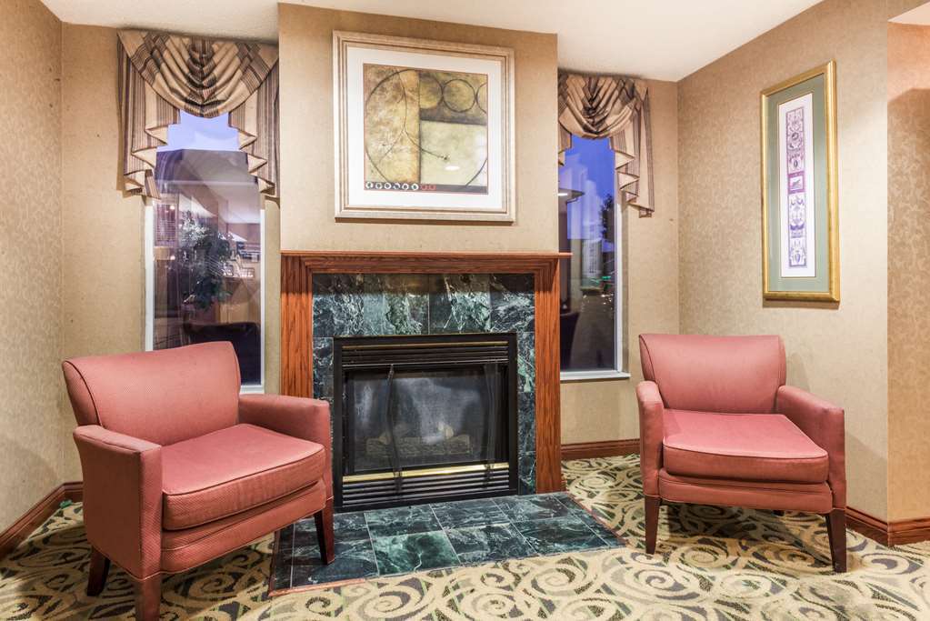 Super 8 By Wyndham Indianapolis/Ne/Castleton Area Hotel Dalaman gambar